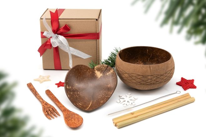 Udělejte na Vánoce radost vaším blízkým! 🎁🧑‍🎄 Vánoční balíčky s kokosovými miskami 🥥 jsou nyní dostupné na našem webu 🥳,...